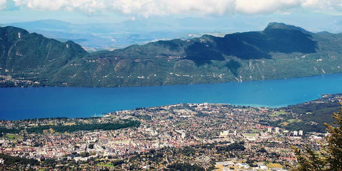 Vue panoramique d'Aix-les-Bains - Stations Classées