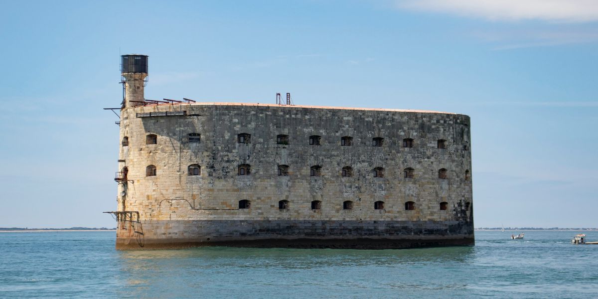 Fort Boyard depuis Rochefort - Stations Classées