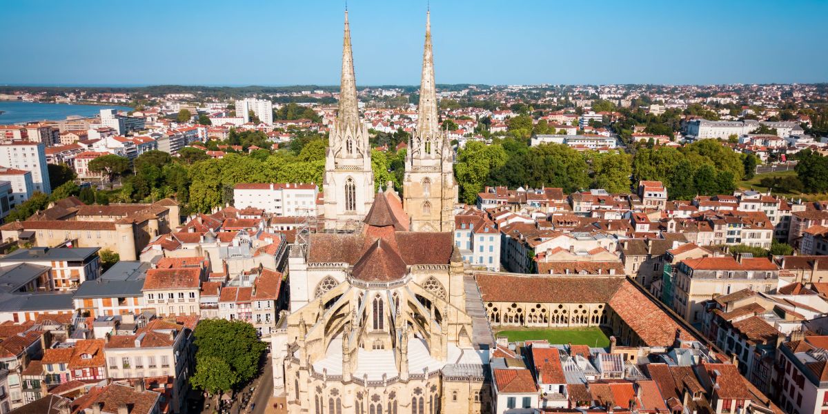 Cathédrale Sainte Marie de Bayonne - Stations Classées