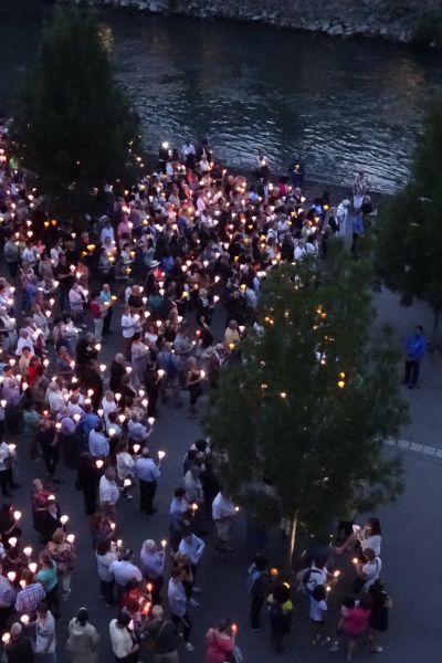 Pélerinage de nuit à Lourdes - Stations Classées