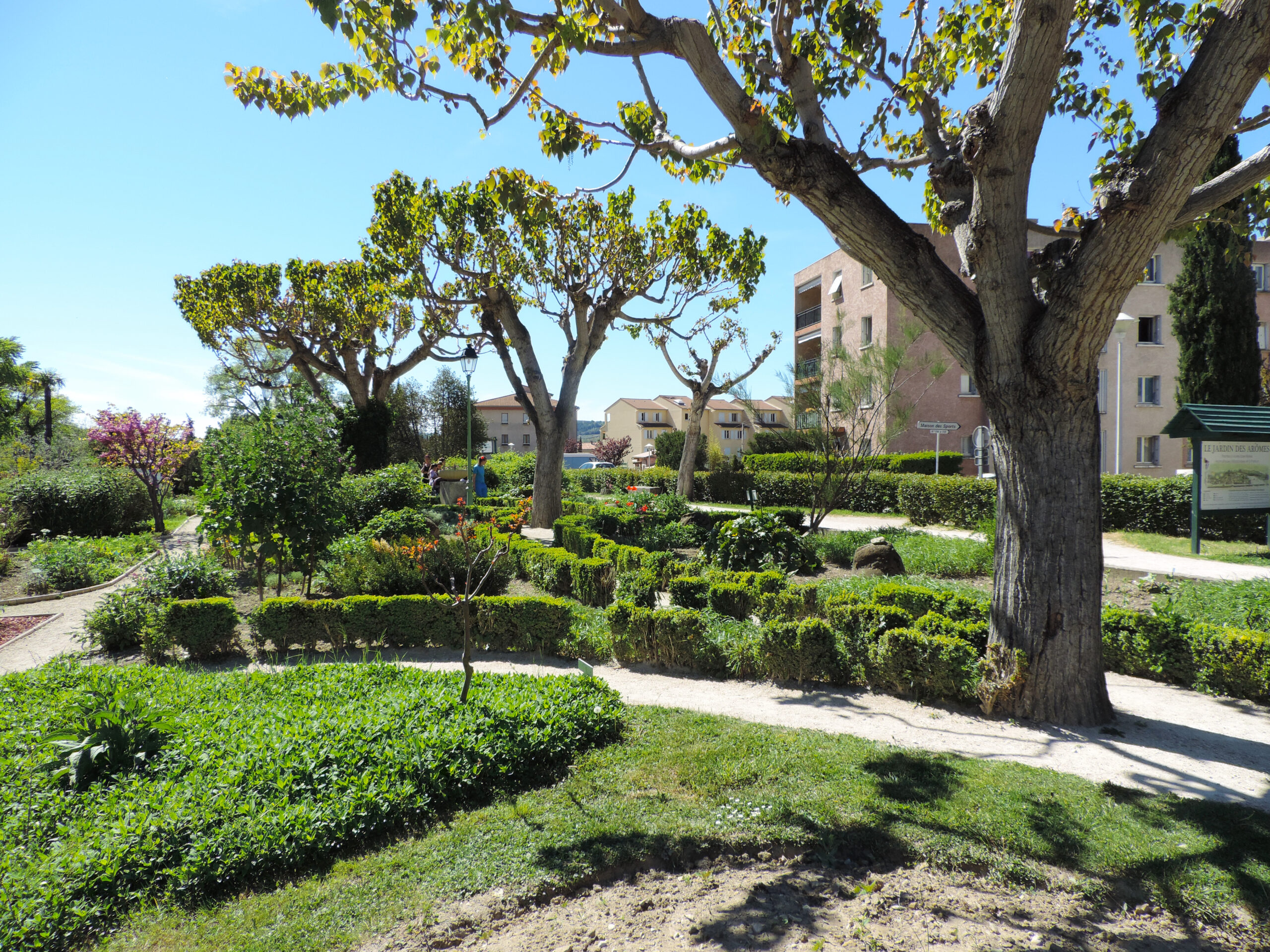 jardin des arômes - nyons - station classée